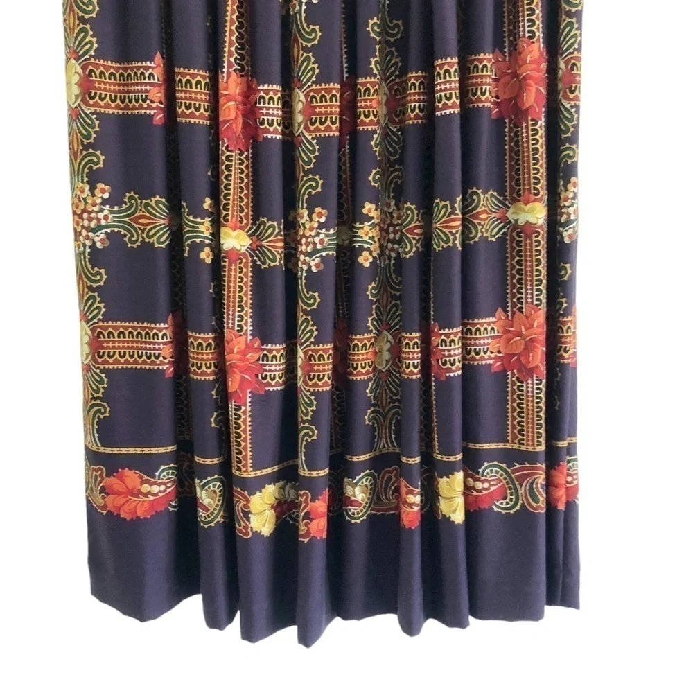 Vintage Pleated Midi Skirt Baroque Print Dark Academia Equestrian 12